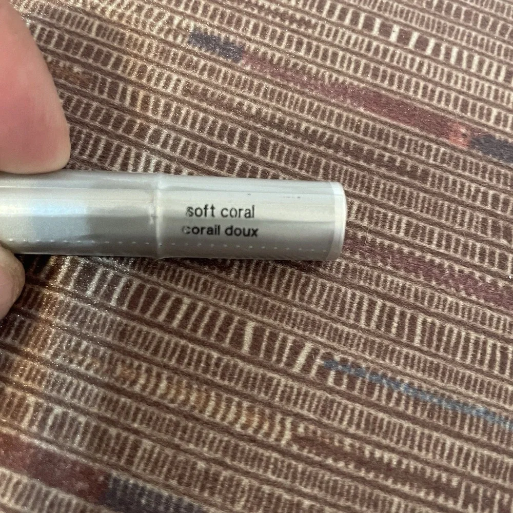 FULL SIZE Avon Beyond Color‎ Lip Recovery Cream Burgundy SEALED discontinued